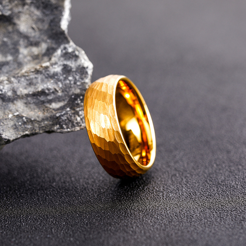 Кованые многогранные титановые – обзор и цена Initial Ring Custom