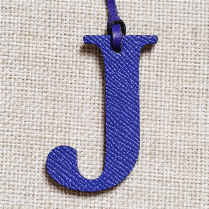 Английская буква H I J K L M N – обзор и цена Monogram Keychain Leather