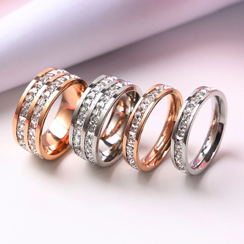 Роскошное кольцо из нержавеюще – обзор и цена Initial Ring Custom